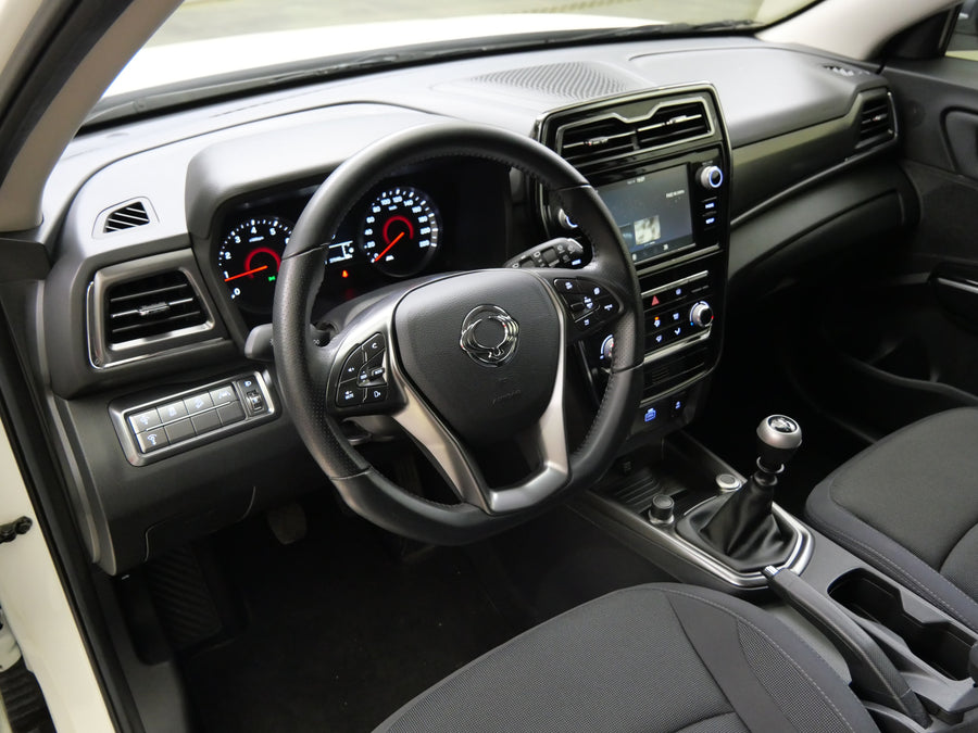 Ssang Yong Tivoli Gran 1.5 T-GDI 120 kW Amber – foto 5