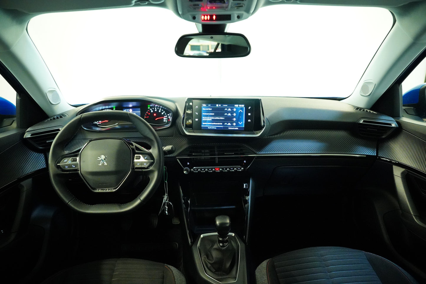 Peugeot 2008 1.2 PureTech 74 kW Active pack