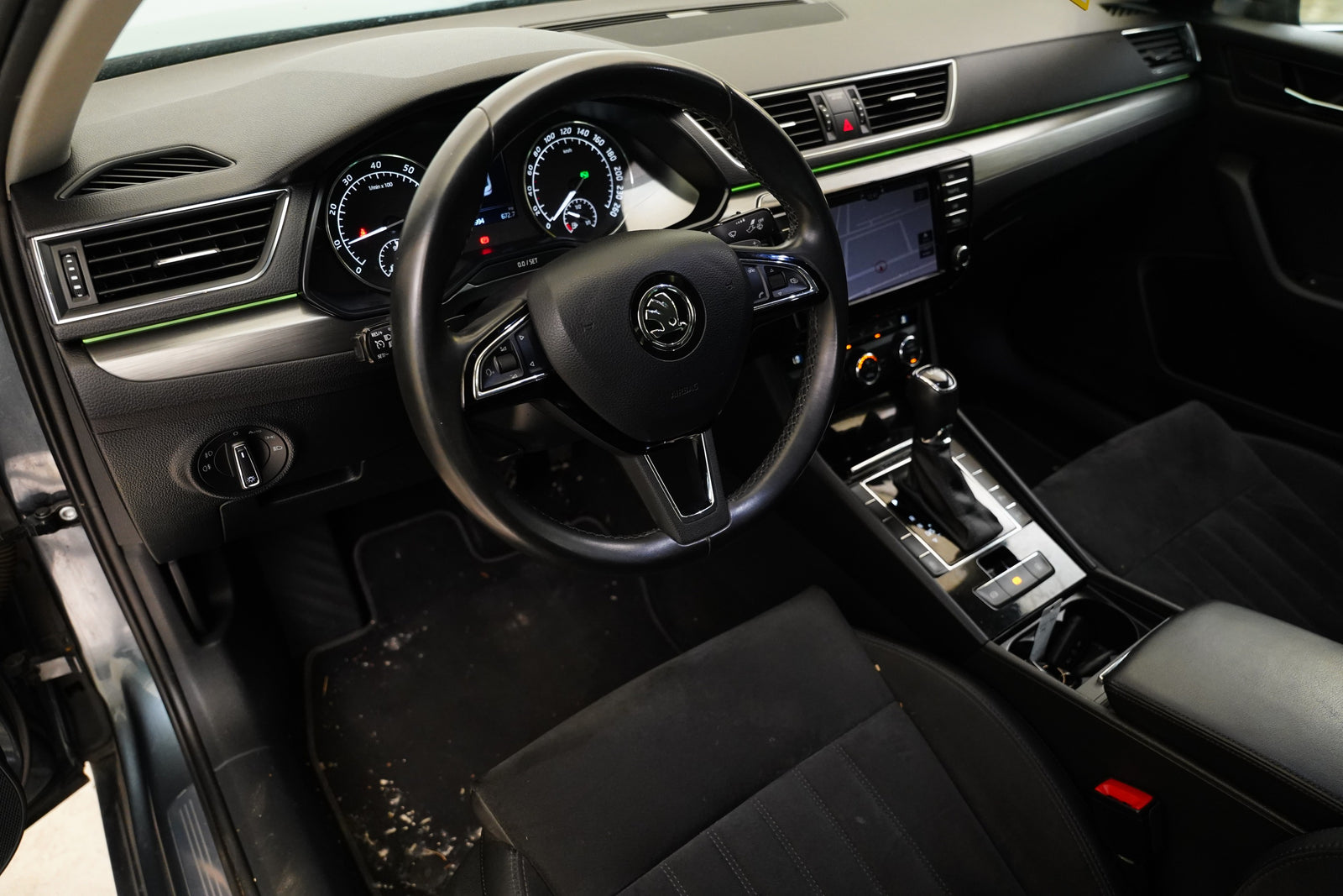 Škoda Superb 1.8 TSI 132 kW DSG Style – foto 5