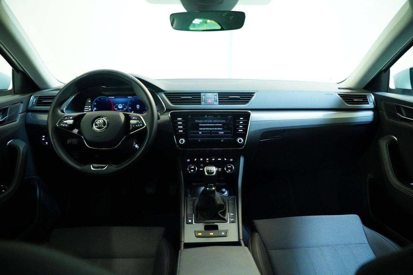 Škoda Superb 2.0 TDI 110 kW Style