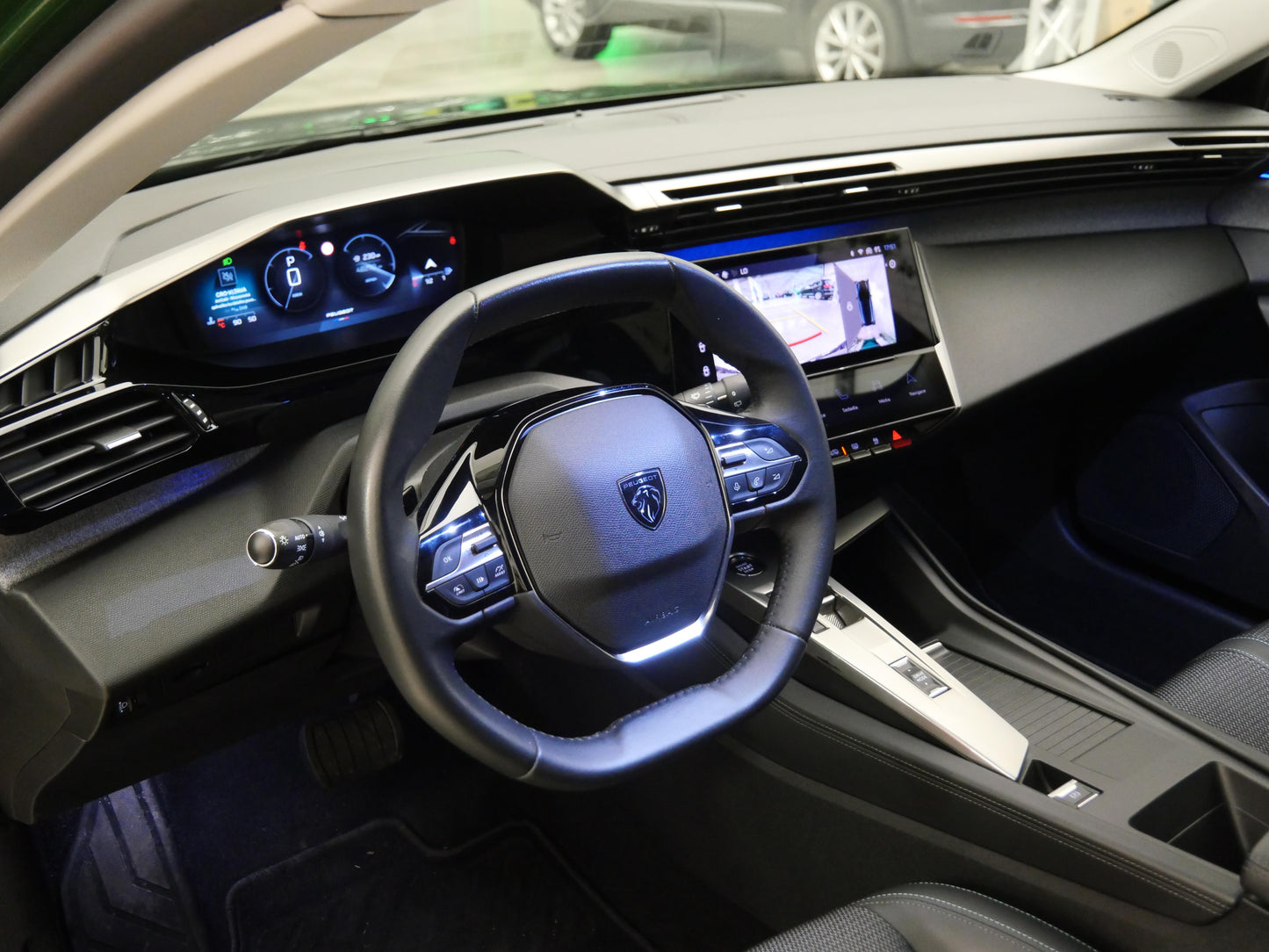 Peugeot 308 1.5 BHDi 96kW EAT8 Allure Pack