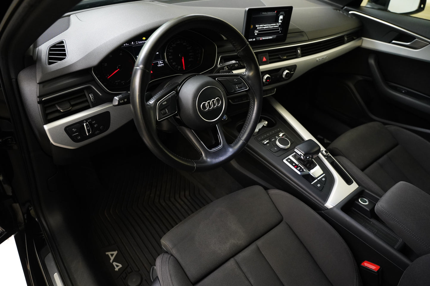 Audi A4 2.0 TDI 140 kW Quattro Sport