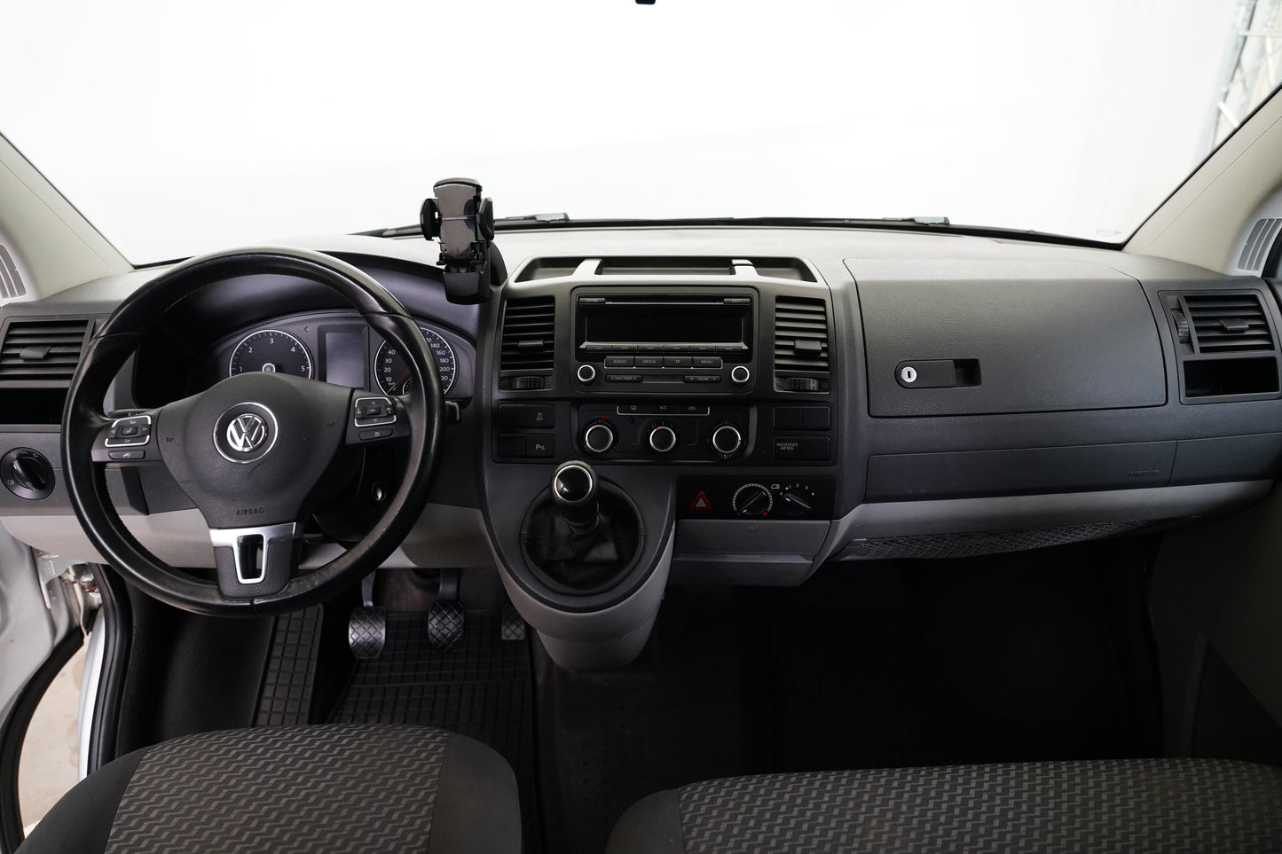 Volkswagen Transporter 2.0 TDI 103 kW 9 míst