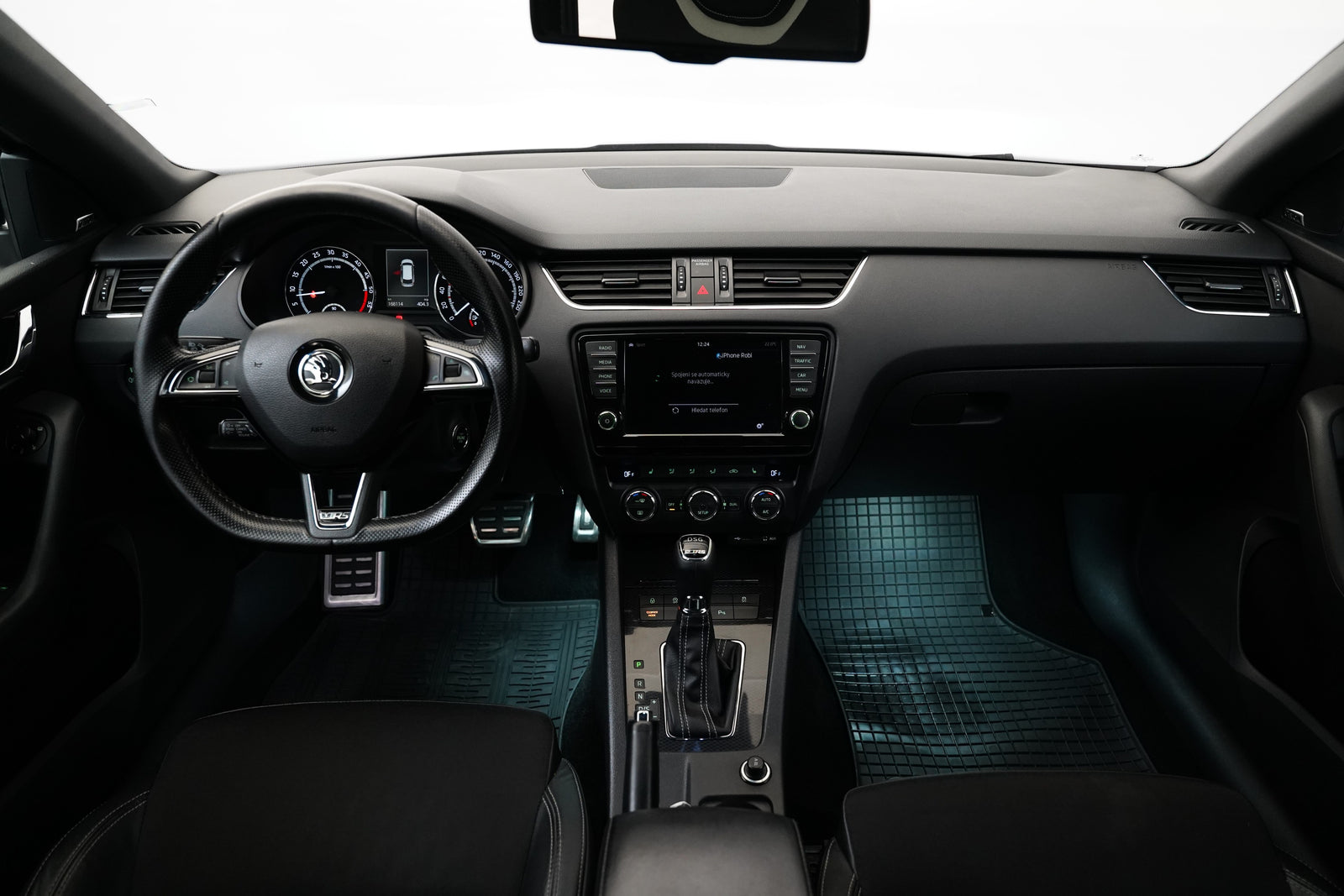 Škoda Octavia 2.0 TDI 135 kW DSG RS – foto 5