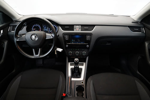 Škoda Octavia 1.6 TDI 85 kW Ambition – foto 5