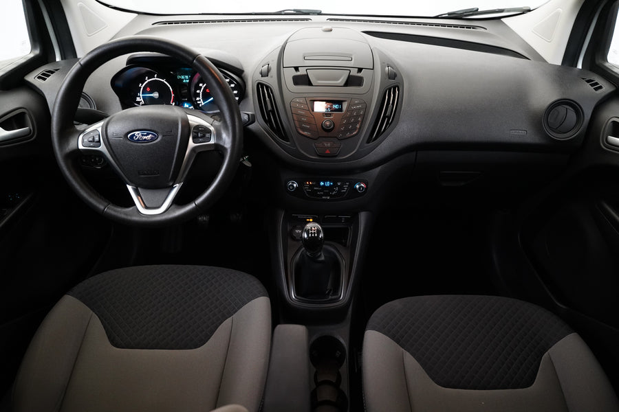 Ford Tourneo Courier 1.0 EcoBoost 74 kW – foto 5