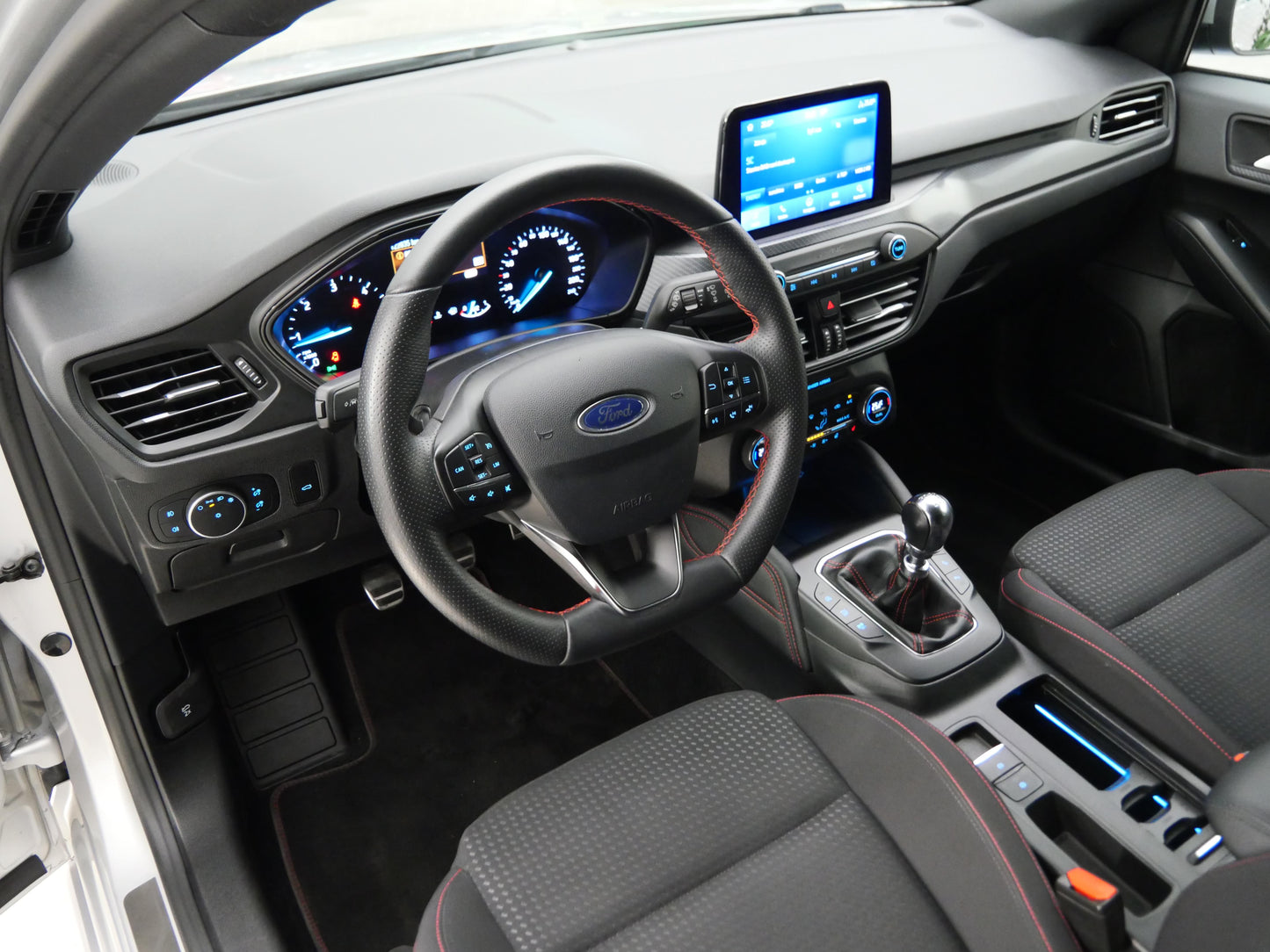 Ford Focus 2.0 EcoBlue 110 kW ST-Line