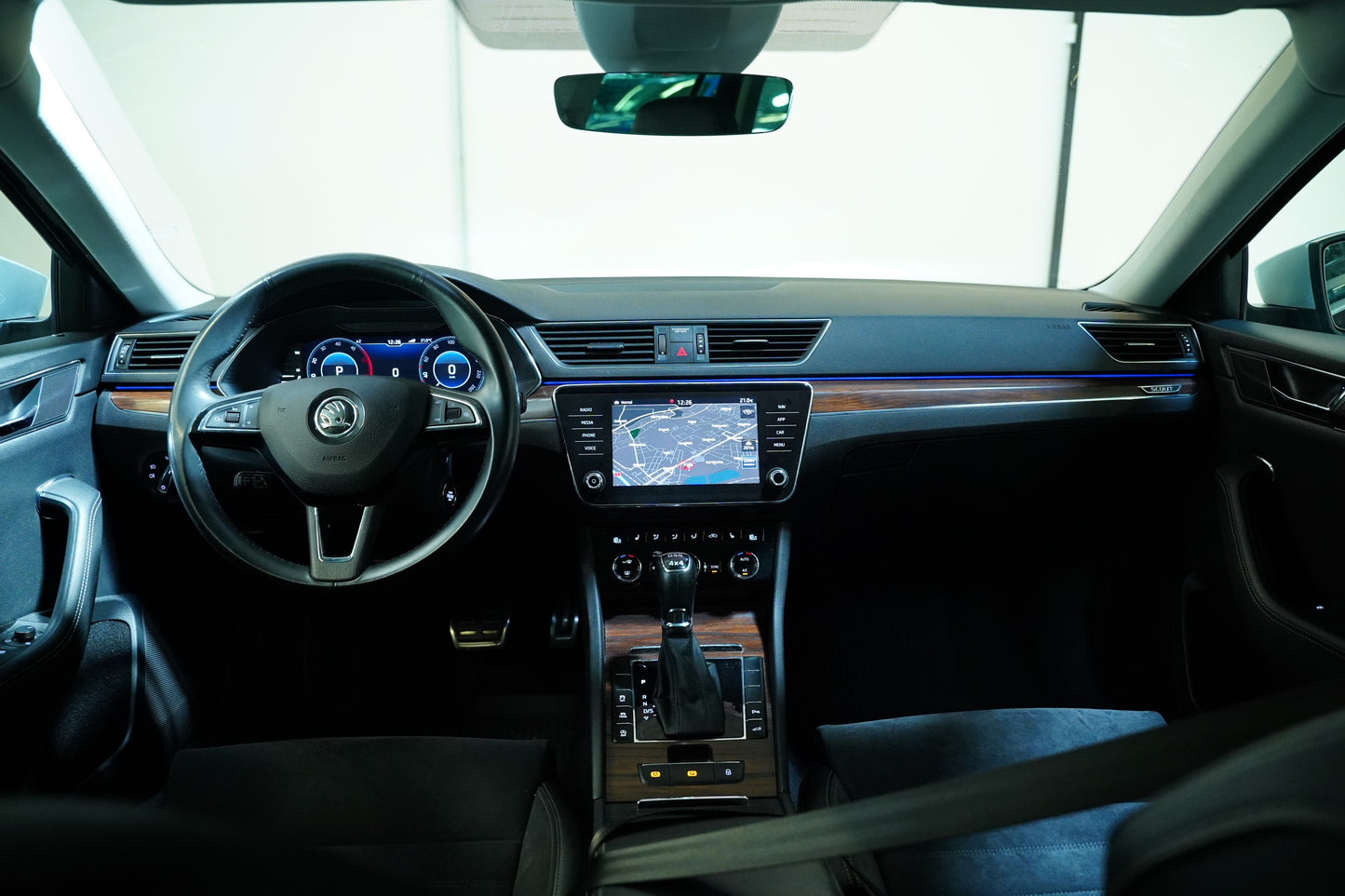 Škoda Superb 2.0 TDI 140 kW DSG Scout
