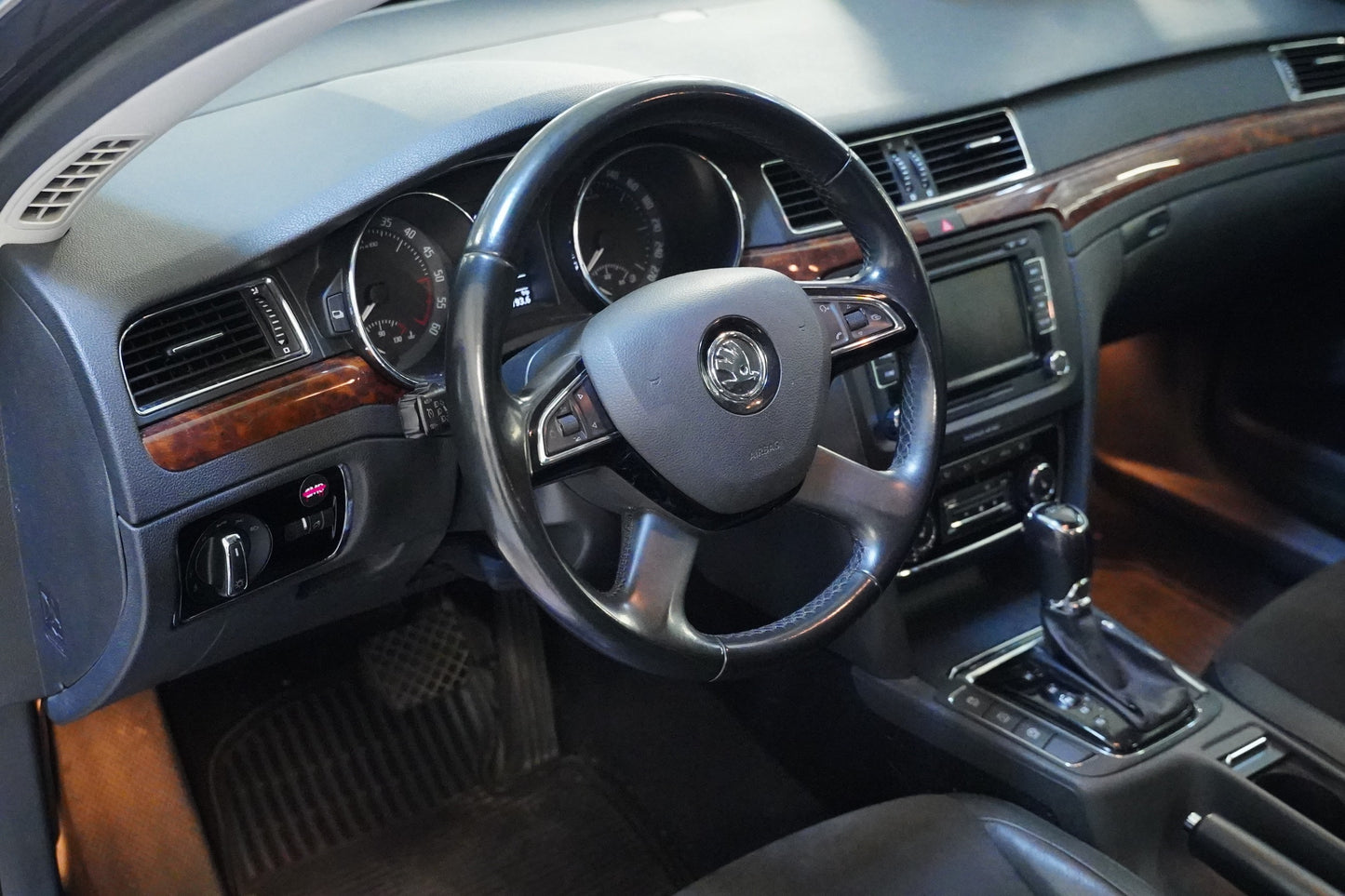 Škoda Superb 2.0TDi 103KW