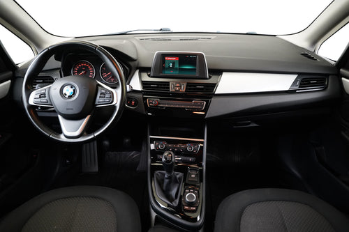 BMW Řada 2 216d 85 kW Advantage – foto 5