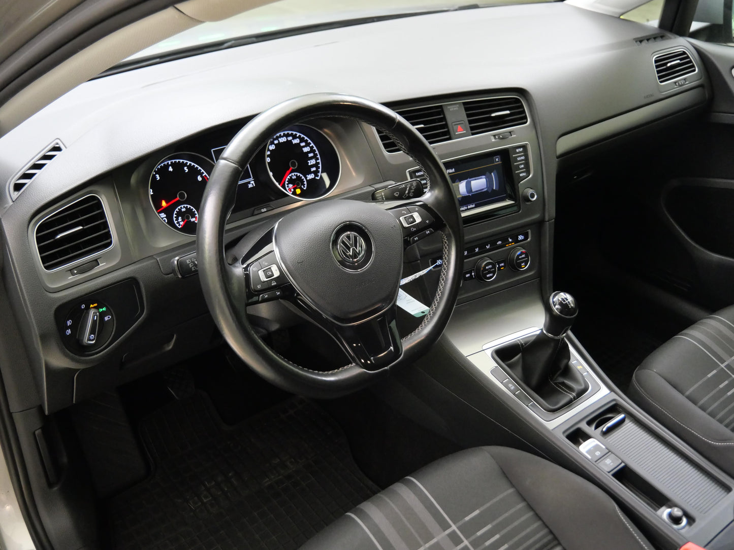 Volkswagen Golf 1.2 TSI 63 kW Lounge