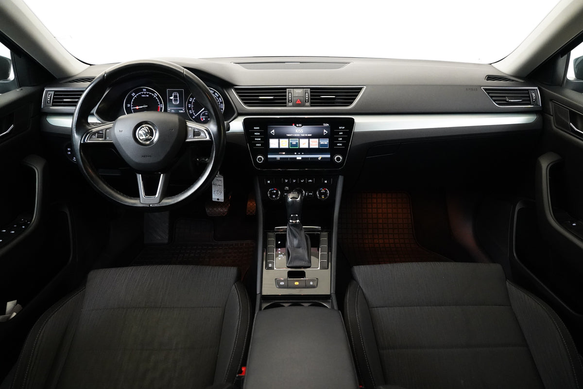 Škoda Superb 2.0 TDI 110 kW – foto 5