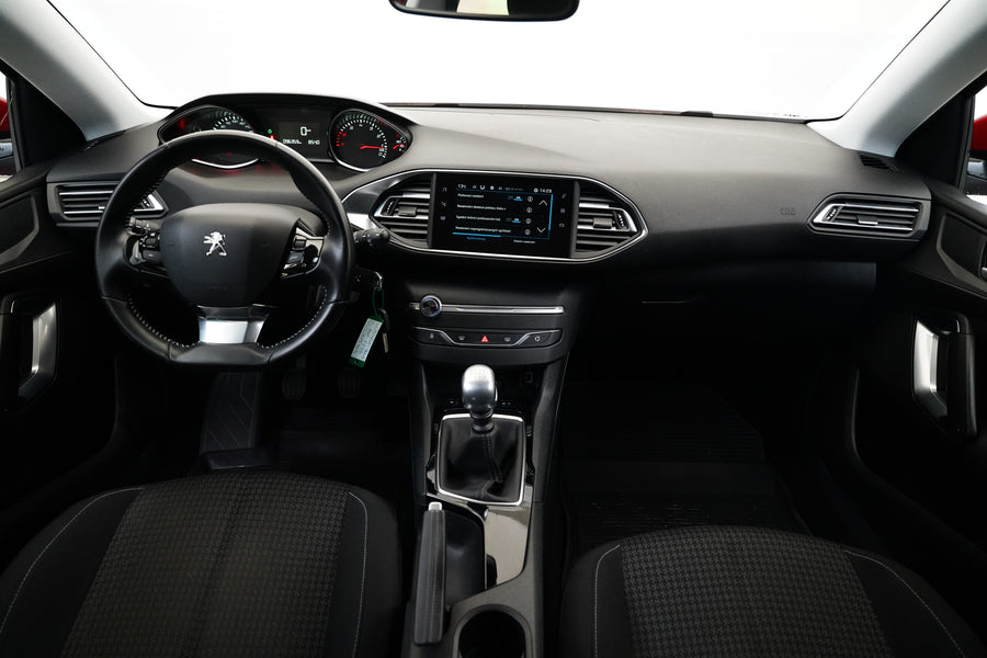 Peugeot 308 1.2 PT 96 kW – foto 5