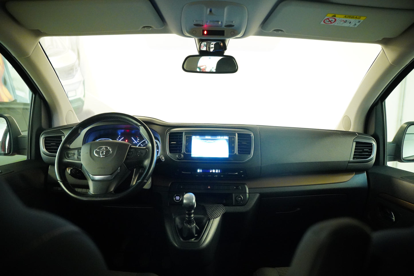 Toyota Proace 2.0 D-4D 110 kW L1 Family