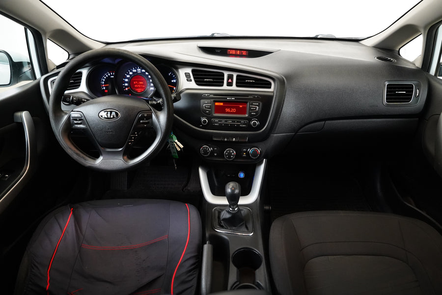 Kia Ceed 1.4 CVVT 73 kW – foto 5