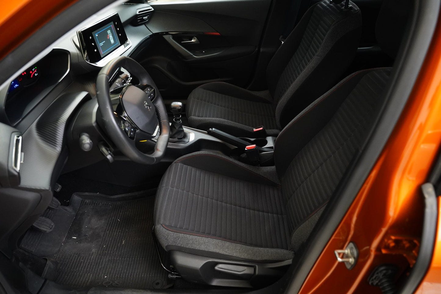 Peugeot 2008 1.2 PureTech 74 kW Active