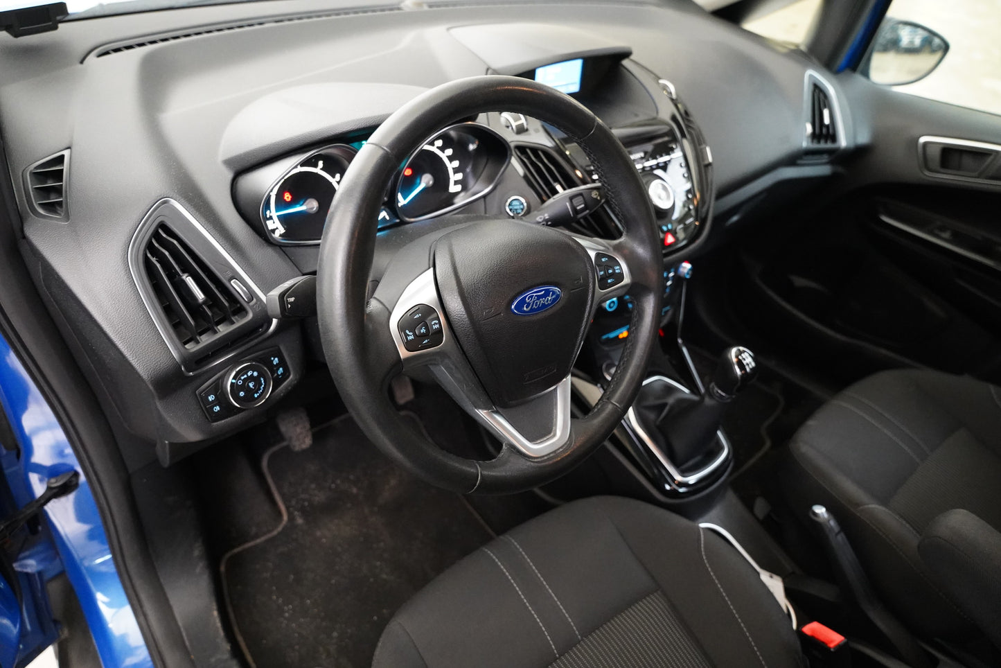 Ford B-MAX 1.0 EcoBoost 92 kW Titanium