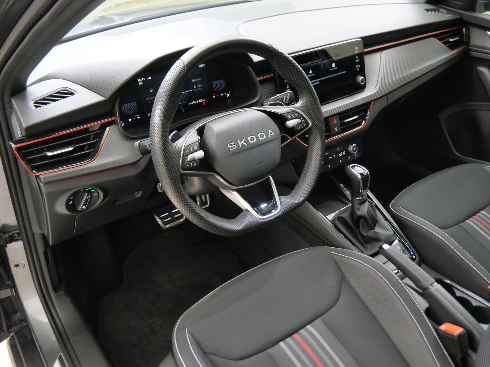 Škoda Scala 1.0 TSI 85 kW DSG Monte Carlo – foto 5