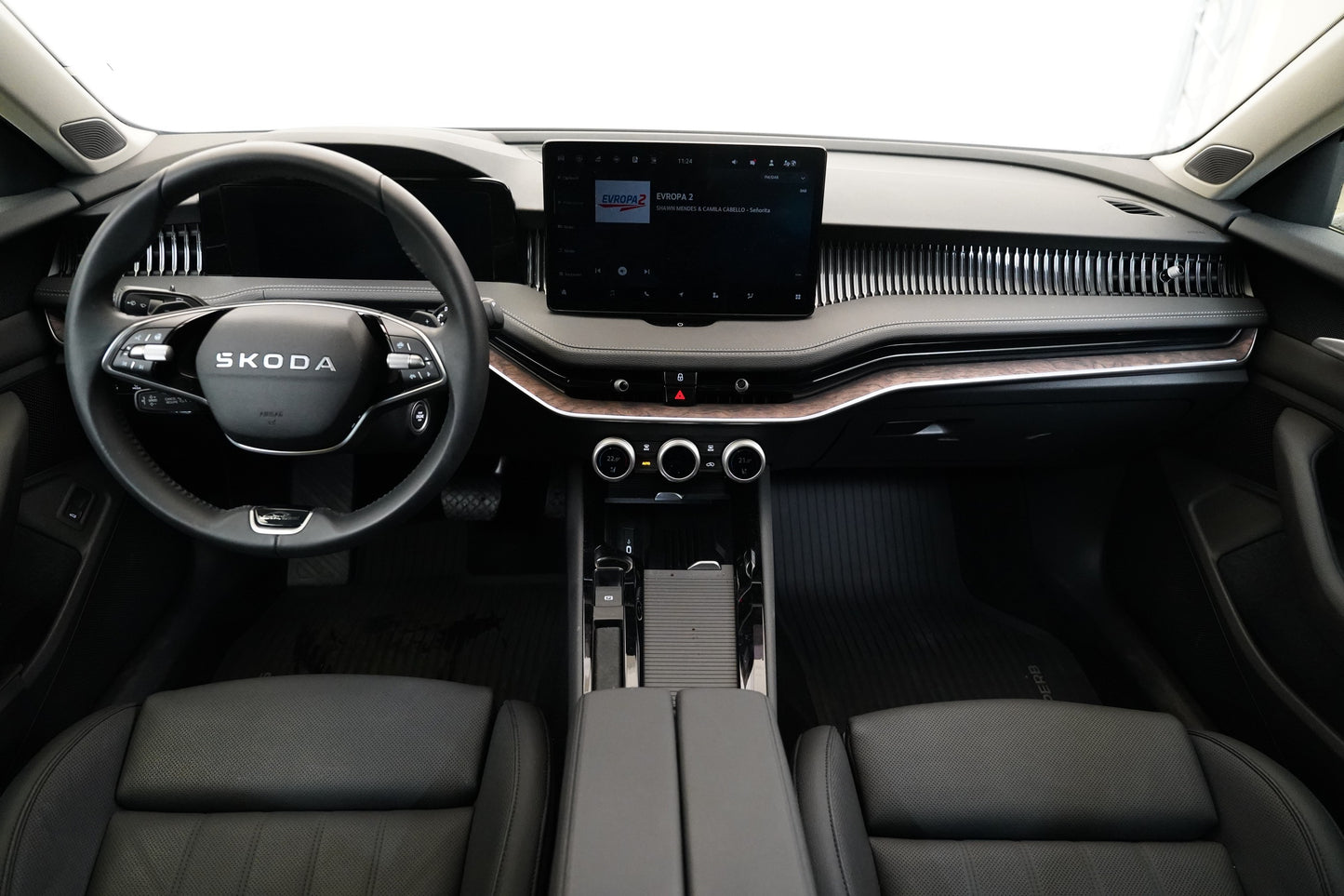 Škoda Superb 2.0 TDI 142 kW DSG 4x4 L&K