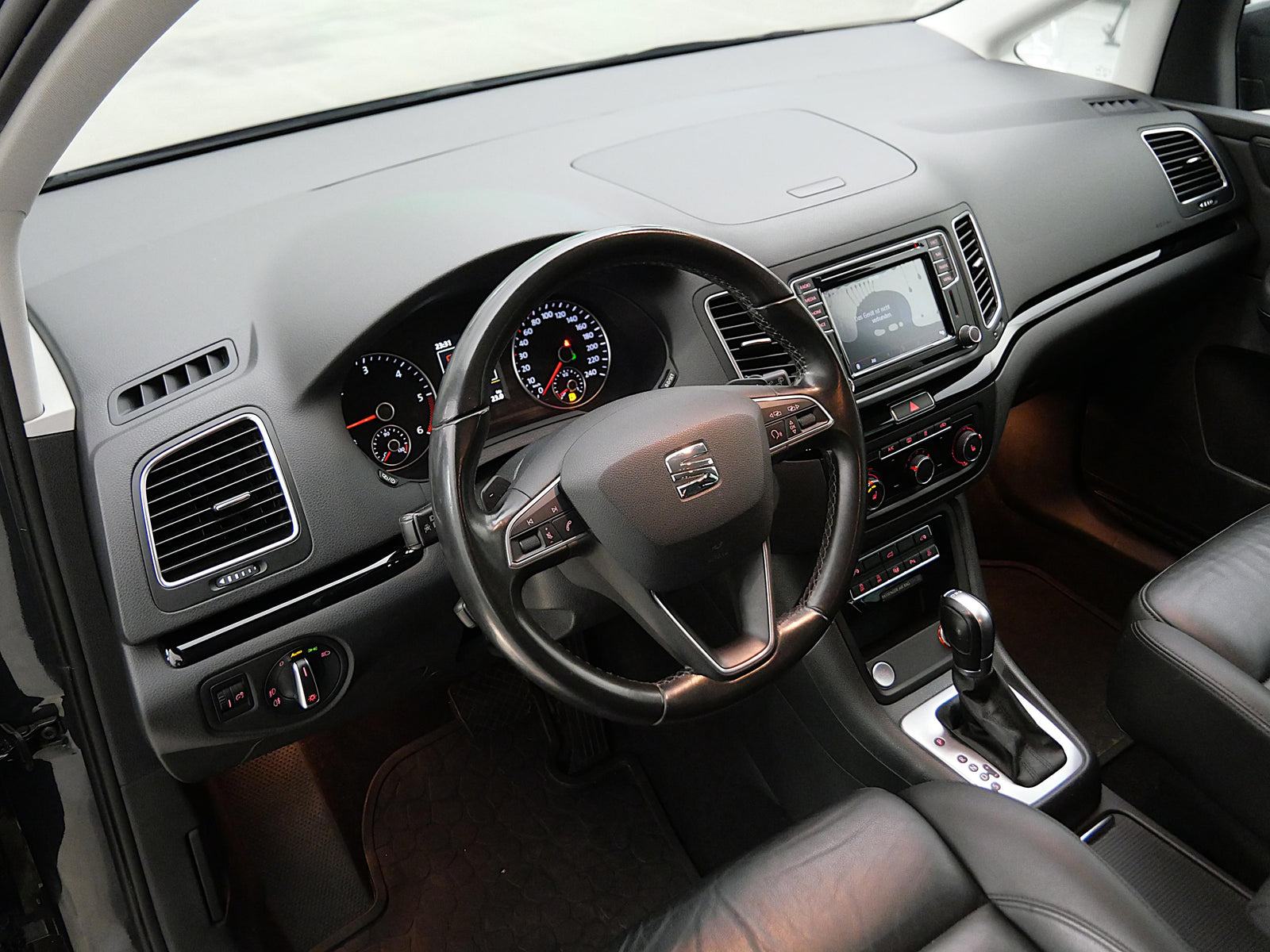 Seat Alhambra 2.0 TDI 135 kW 4x4 – foto 5