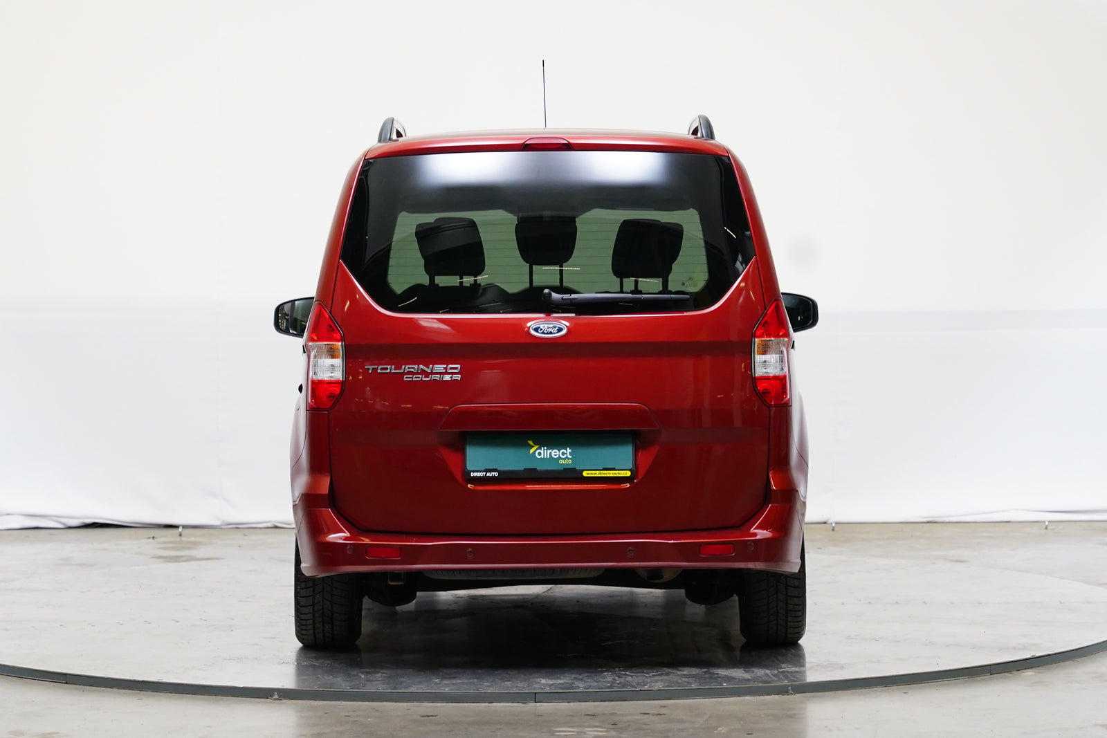 Ford Tourneo Courier 1.5 TDCi 74 kW Trend – foto 6