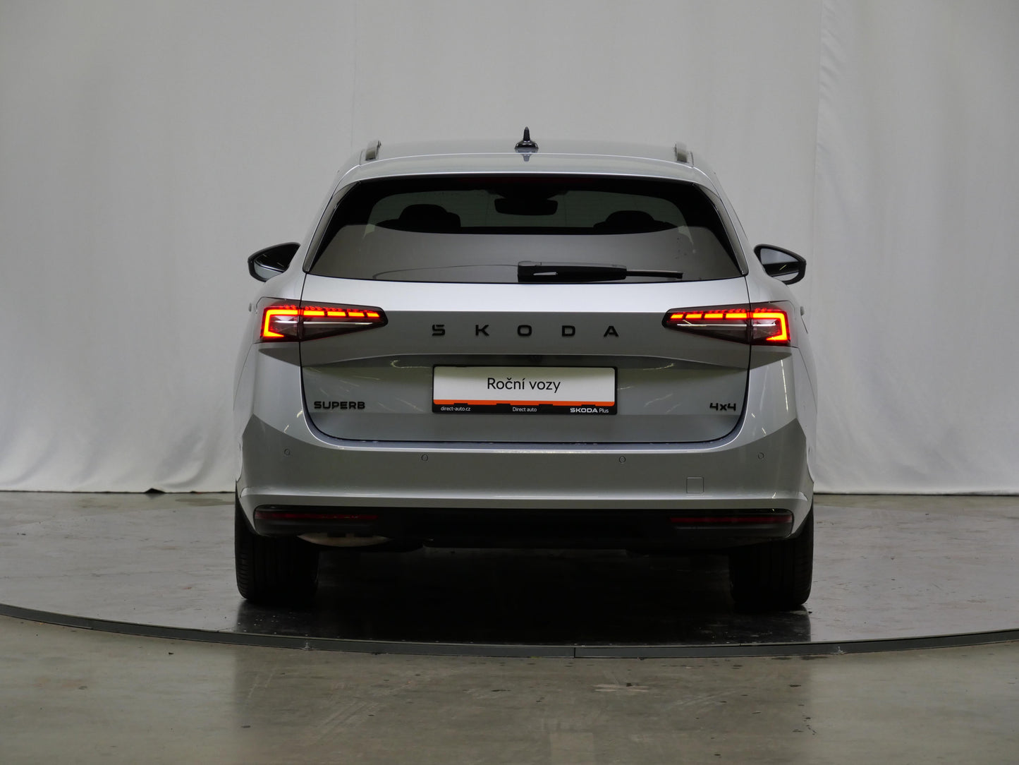 Škoda Superb 2.0 TDI 142 kW 4x4 SportLine