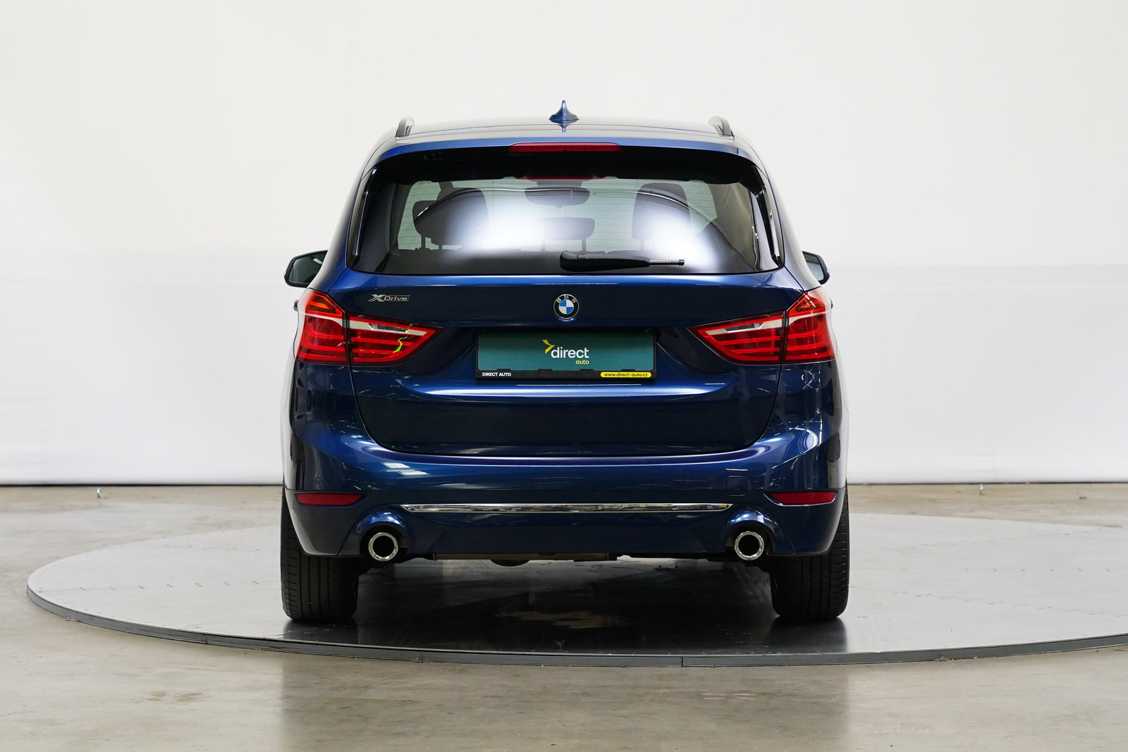 BMW Řada 2 218d 110 kW xDrive Luxury – foto 6