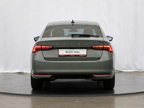 Škoda Octavia 2.0 TDI 110 kW Excl. Selection – foto 6