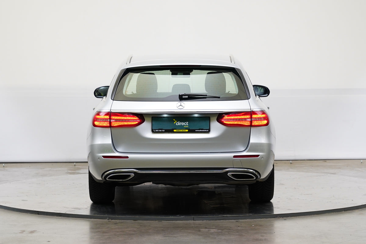 Mercedes-Benz E220 2.0 d 143 kW – foto 6