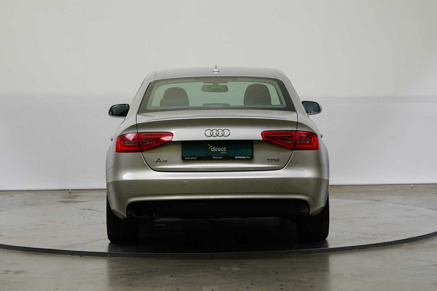 Audi A4 1.8 TFSI 125 kW Attraction