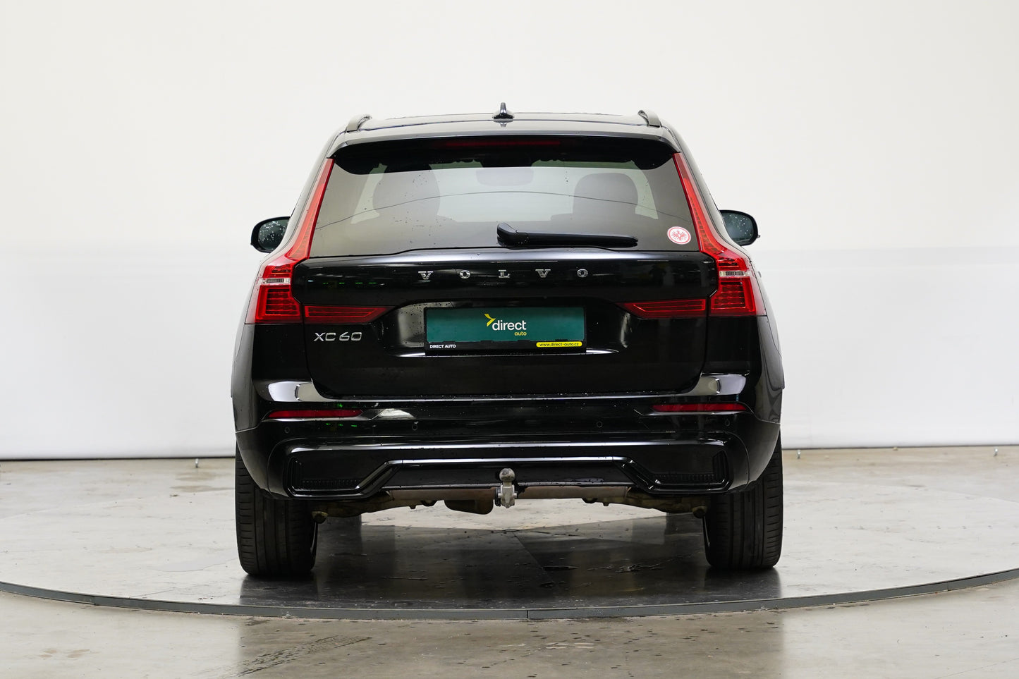 Volvo XC60 B4 145 kW AWD R-Design