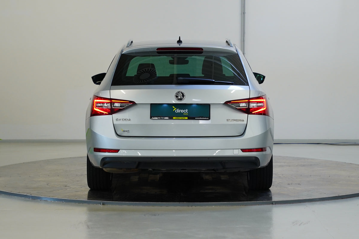 Škoda Superb 2.0 TDI 140 kW Style – foto 6