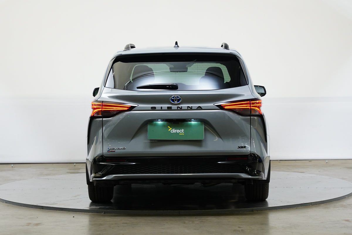 Toyota Sienna 2.5 HEV 180 kW CVT AWD XSE – foto 6