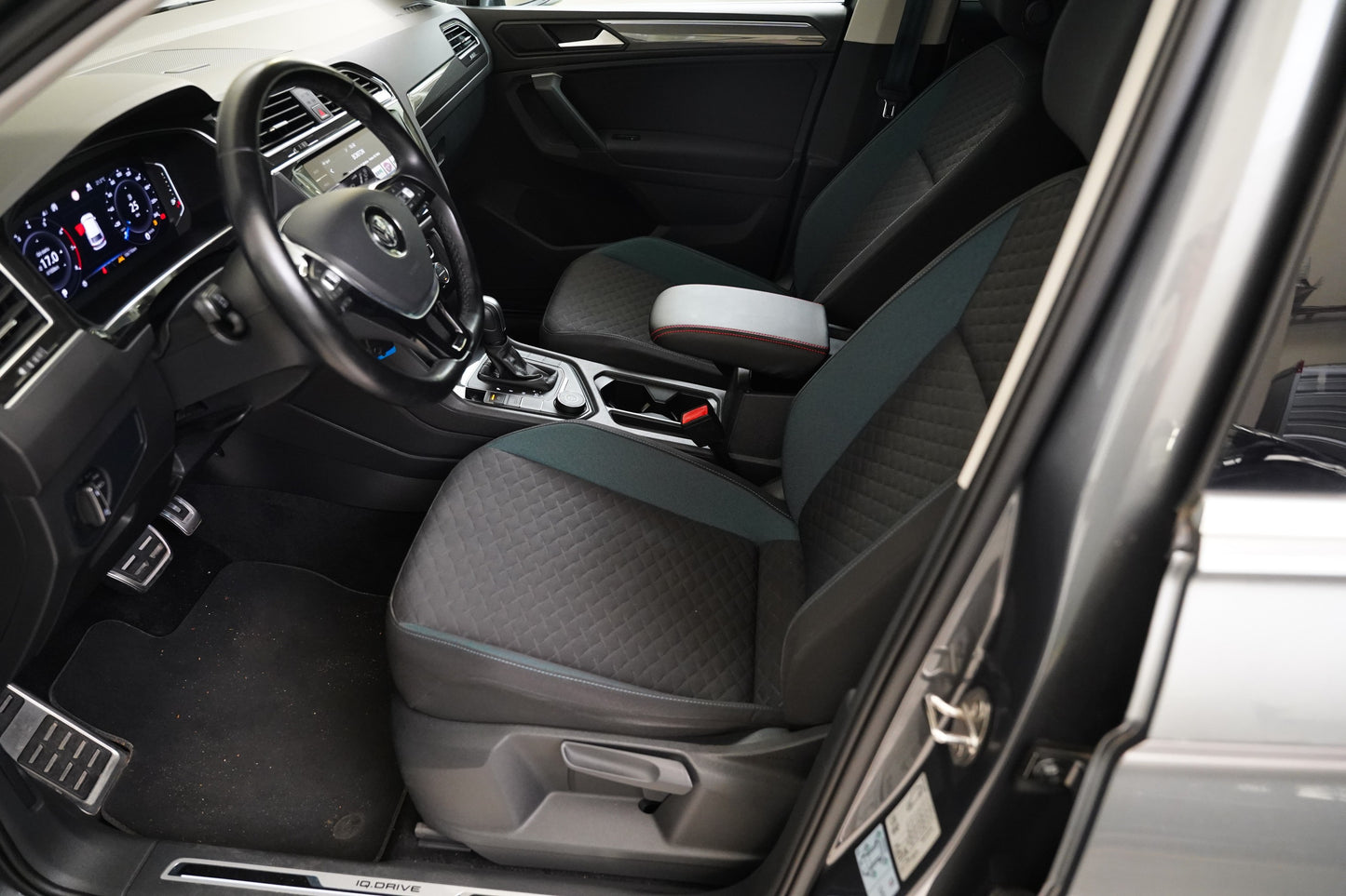 Volkswagen Tiguan 2.0 TSI 140kW 4MOTION IQ.Drive