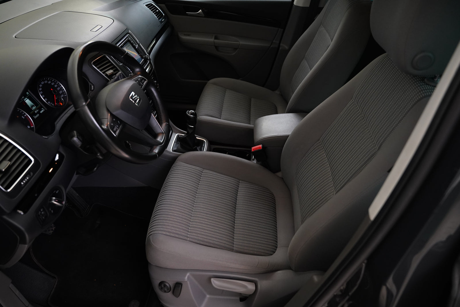 Seat Alhambra 2.0 TDI 110 kW Style – foto 6