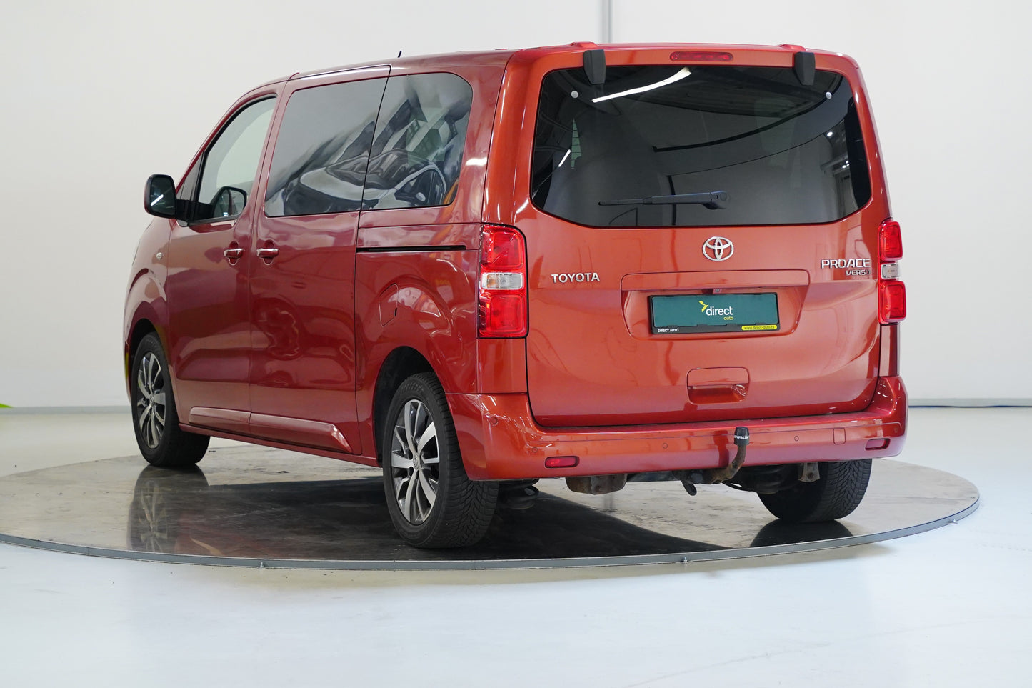 Toyota Proace 2.0 D-4D 110 kW L1 Family