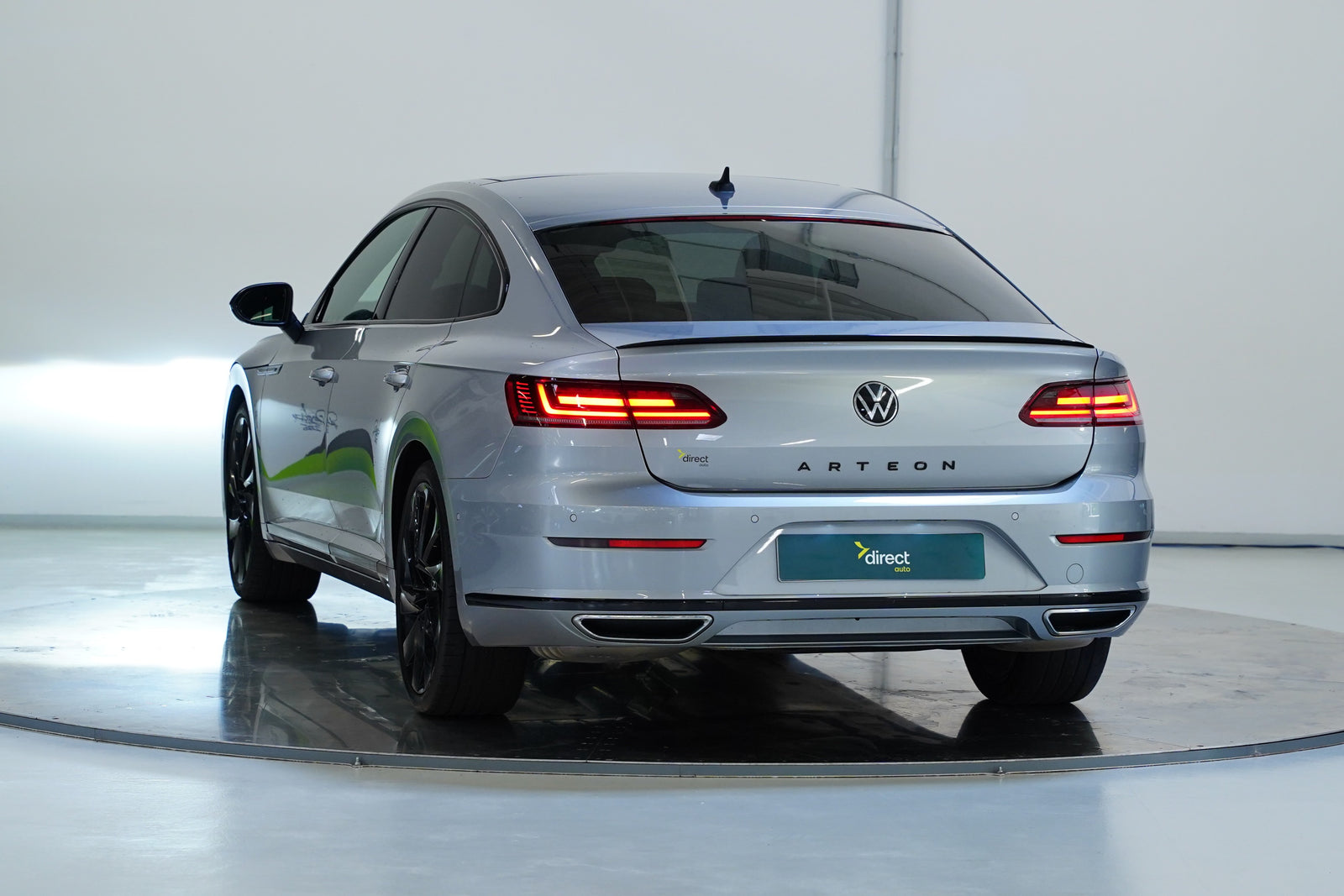 Volkswagen Arteon 2.0TDI 140KW R-LINE – foto 7