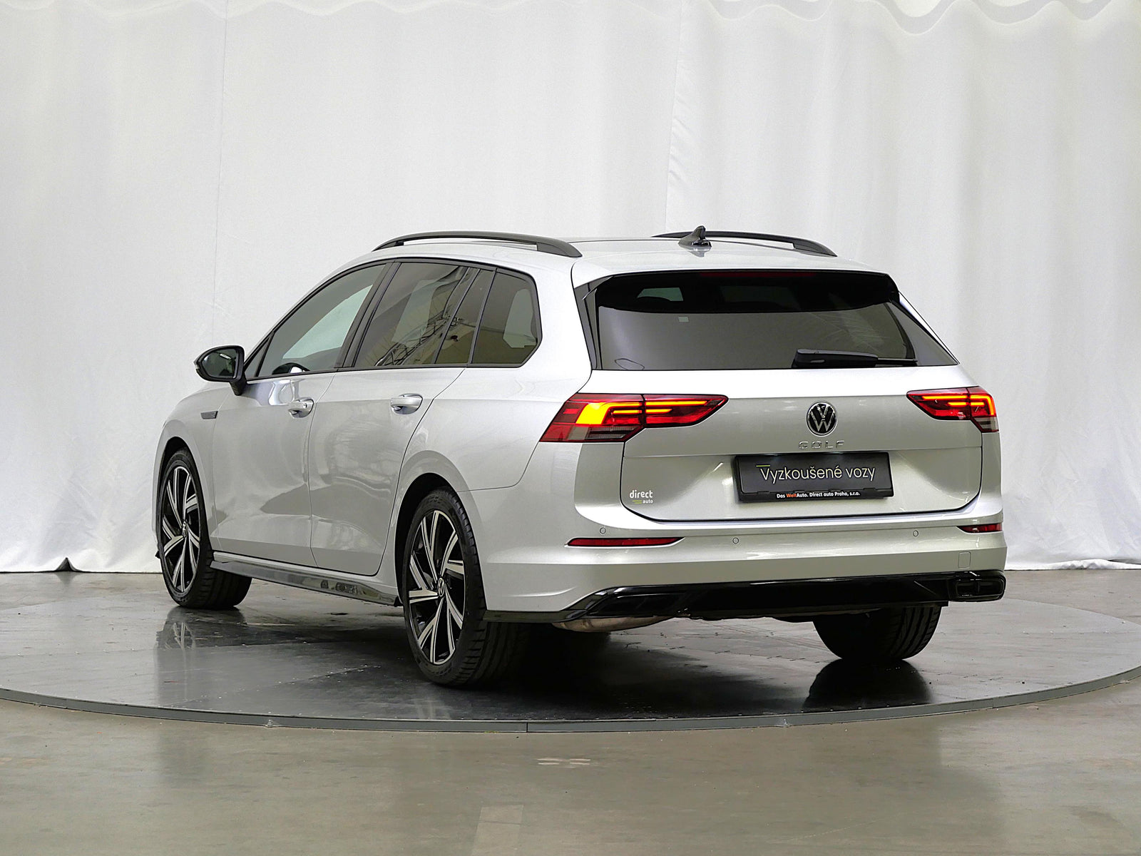 Volkswagen Golf 2.0 TDI 110 kW DSG R-Line – foto 7