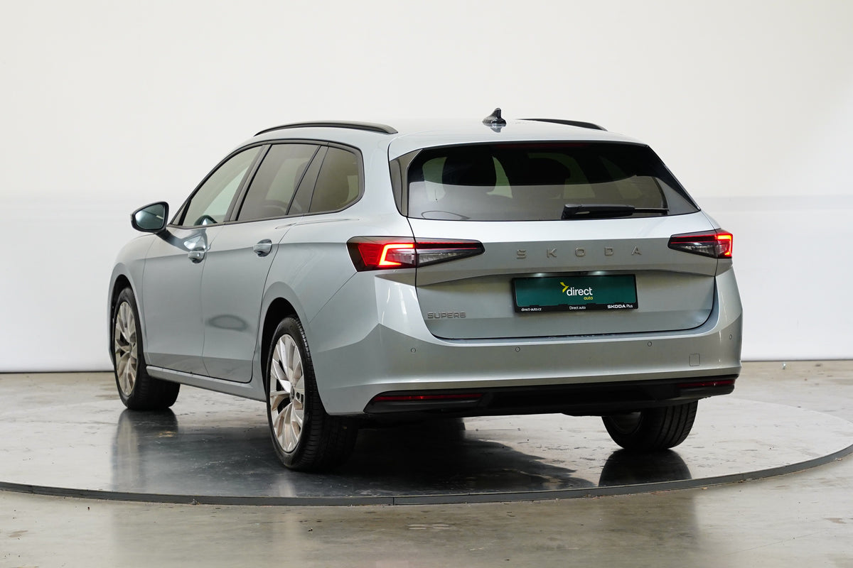 Škoda Superb 2.0 TDI 110 kW DSG Selection