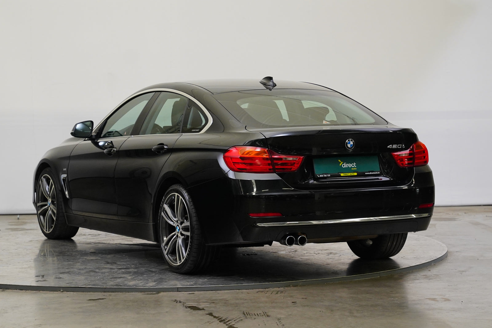 BMW Řada 4 420 i 135 kW Luxury Line – foto 7