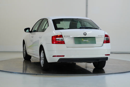 Škoda Octavia 1.6 TDi 85kW Ambition – foto 7