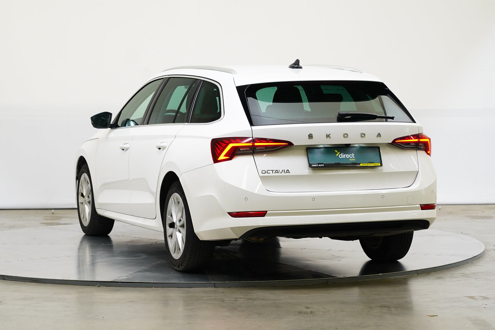 Škoda Octavia 2.0 TDI 110 kW Style – foto 7