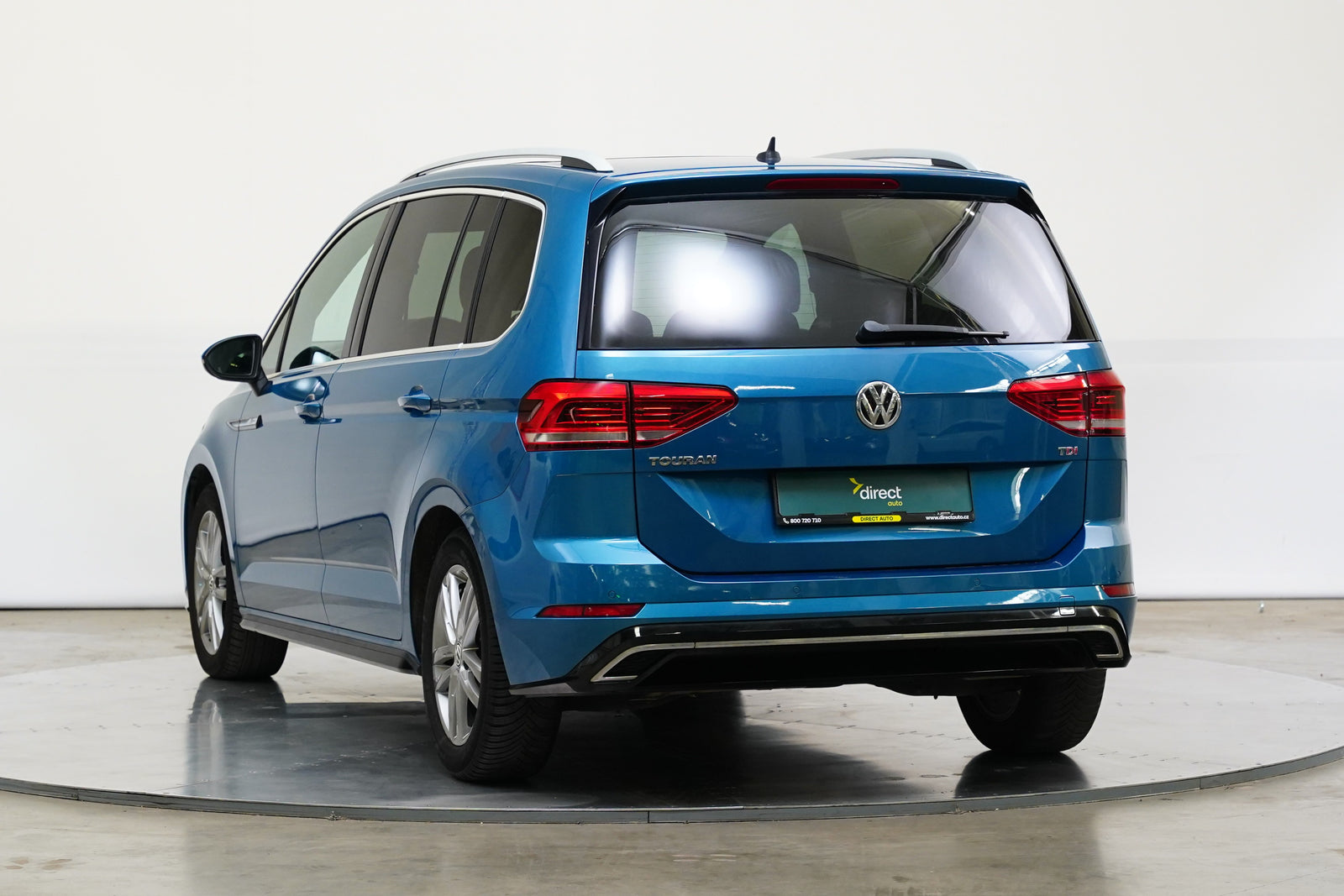 Volkswagen Touran 1.6 TDI 85 kW R-Line – foto 7