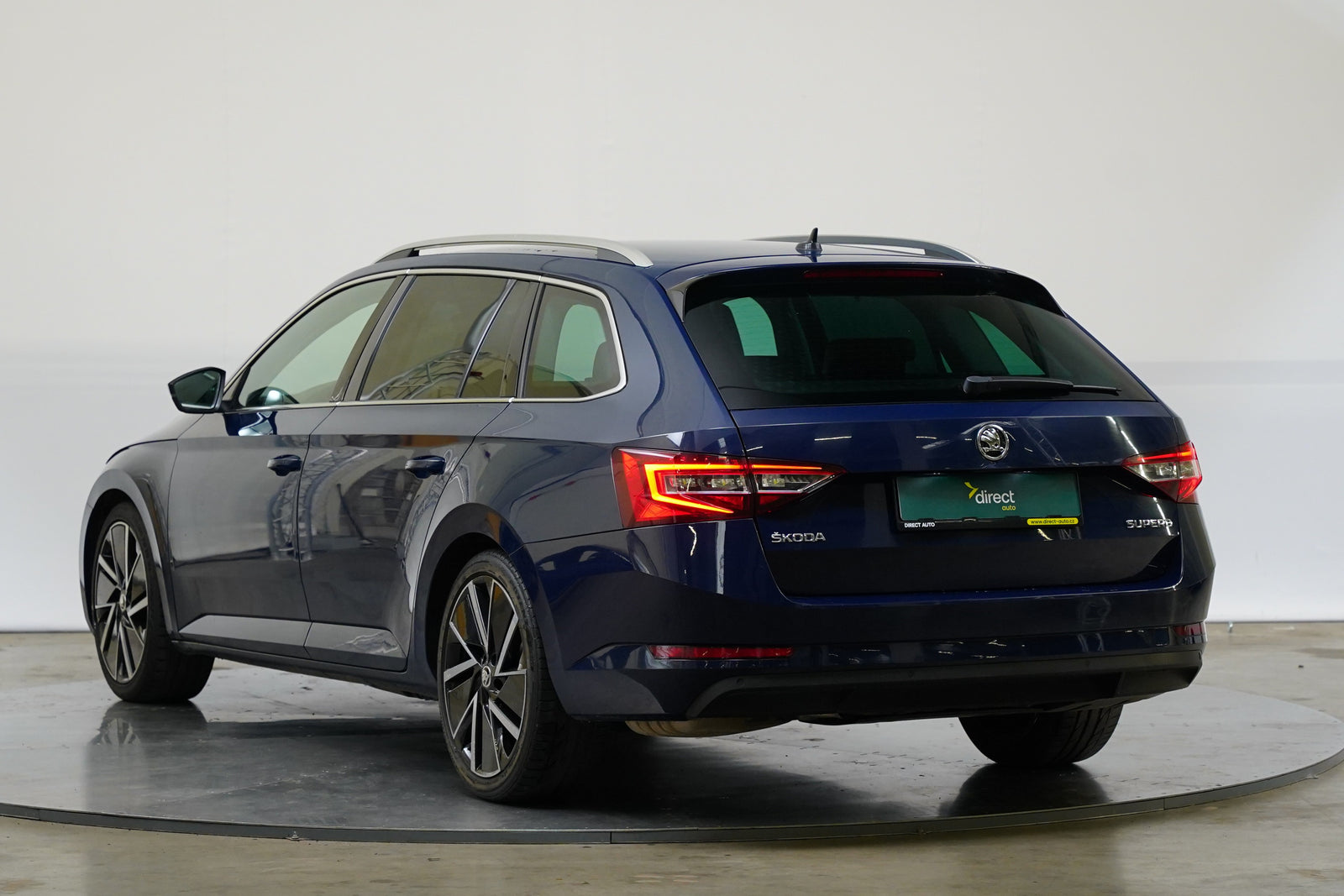 Škoda Superb 2.0 TDI 140 kW DSG Style – foto 7