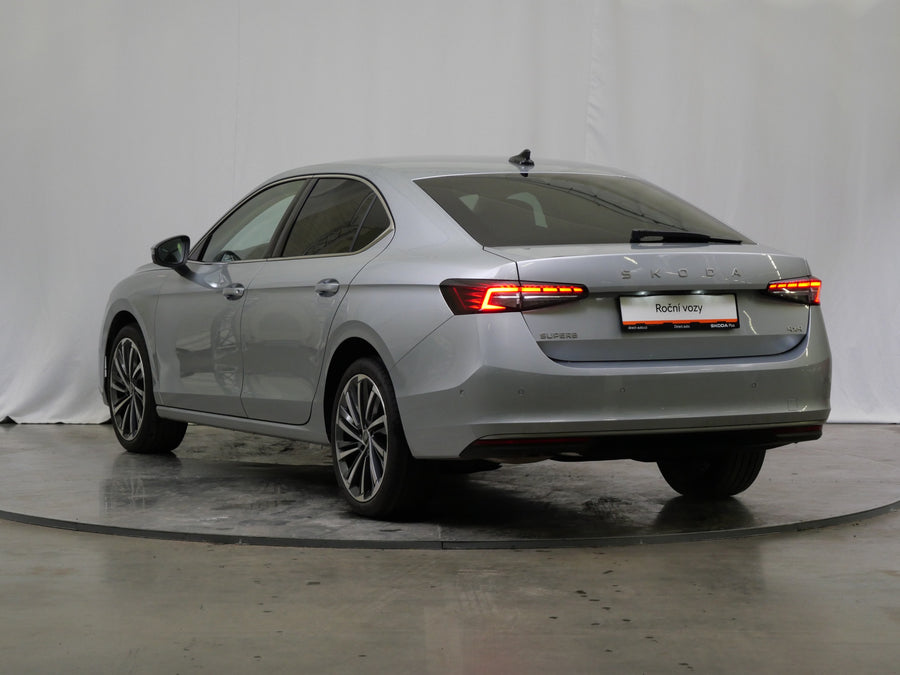 Škoda Superb 2.0 TDI 142 kW DSG 4x4 L&K – foto 7