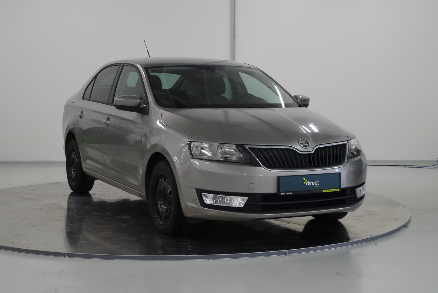 Škoda Rapid 1.6 TDI 77 kW Elegance Extra+