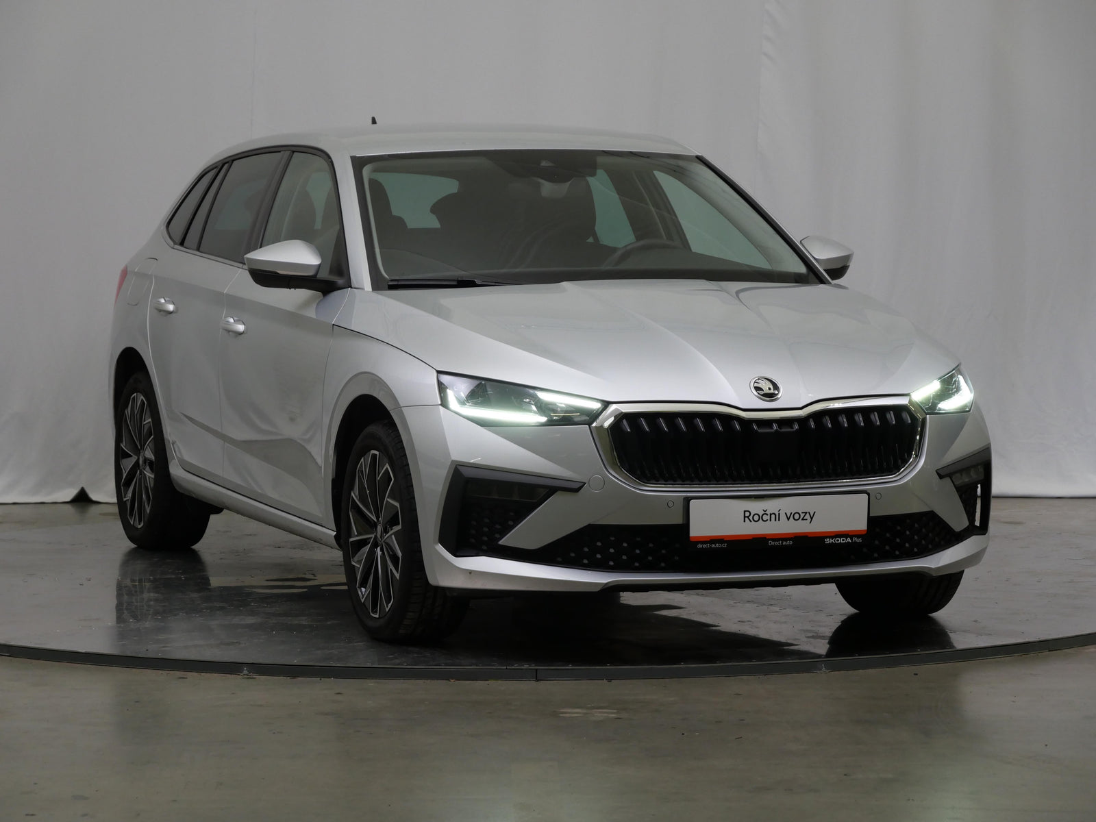 Škoda Scala 1.0 TSI 85kW DSG Top Selection – foto 8