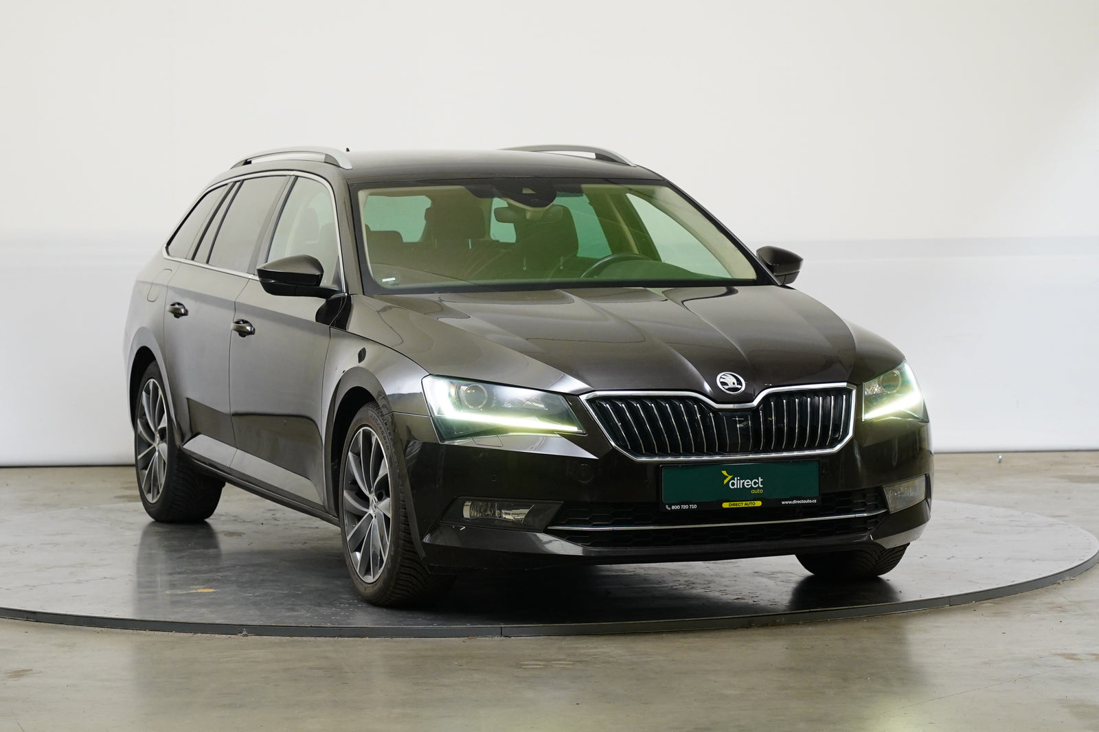 Škoda Superb 2.0 TSI 162 kW Laurin&Klement – foto 8