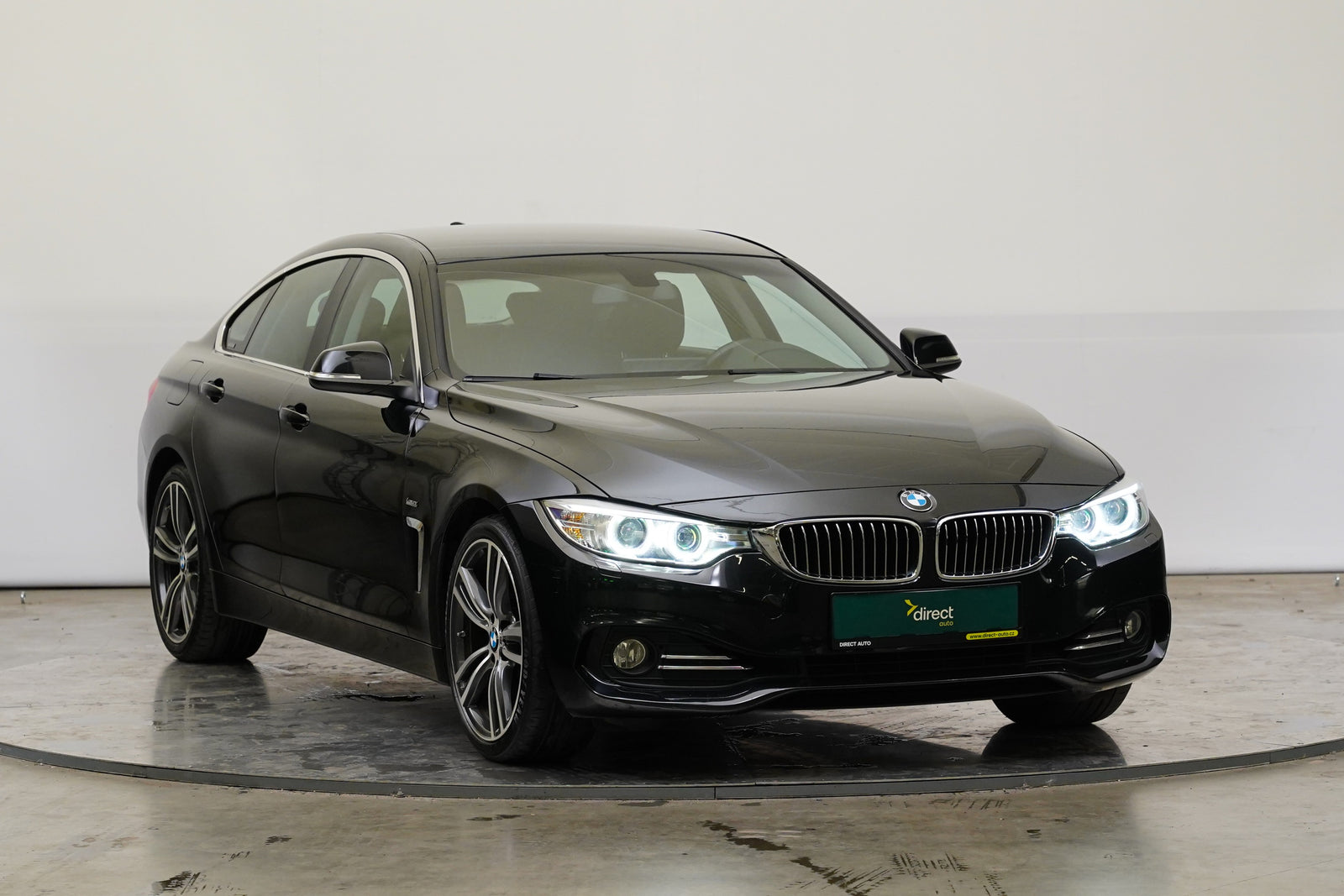 BMW Řada 4 420 i 135 kW Luxury Line – foto 8
