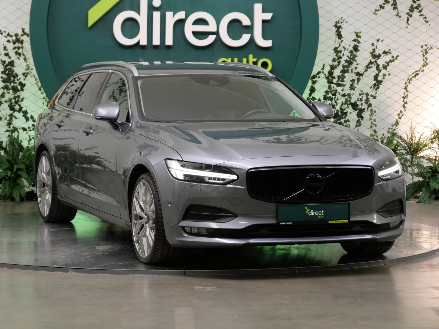 Volvo V90 D4 140 kW Momentum